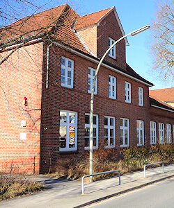 hübscher Backstein im Alstertal (Sasel)