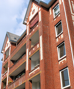 eindrucksvolle Hausfassade in Eppendorf