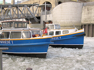 Hamburger Hafen im Winter 3