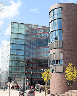 in Hamburg Hammerbrook arbeitet Maler Boller