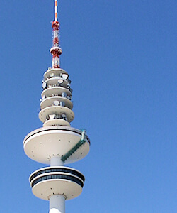 Blick auf den Hamburger Fernsehturm von der Sternschanze aus