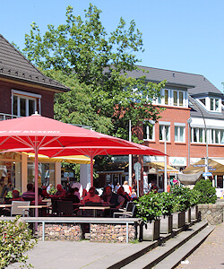 Sommer, Sonne und Cafés in Volksdorf