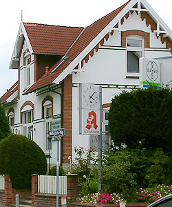 stilvolle Gebäude am Wellingsbütteler Weg